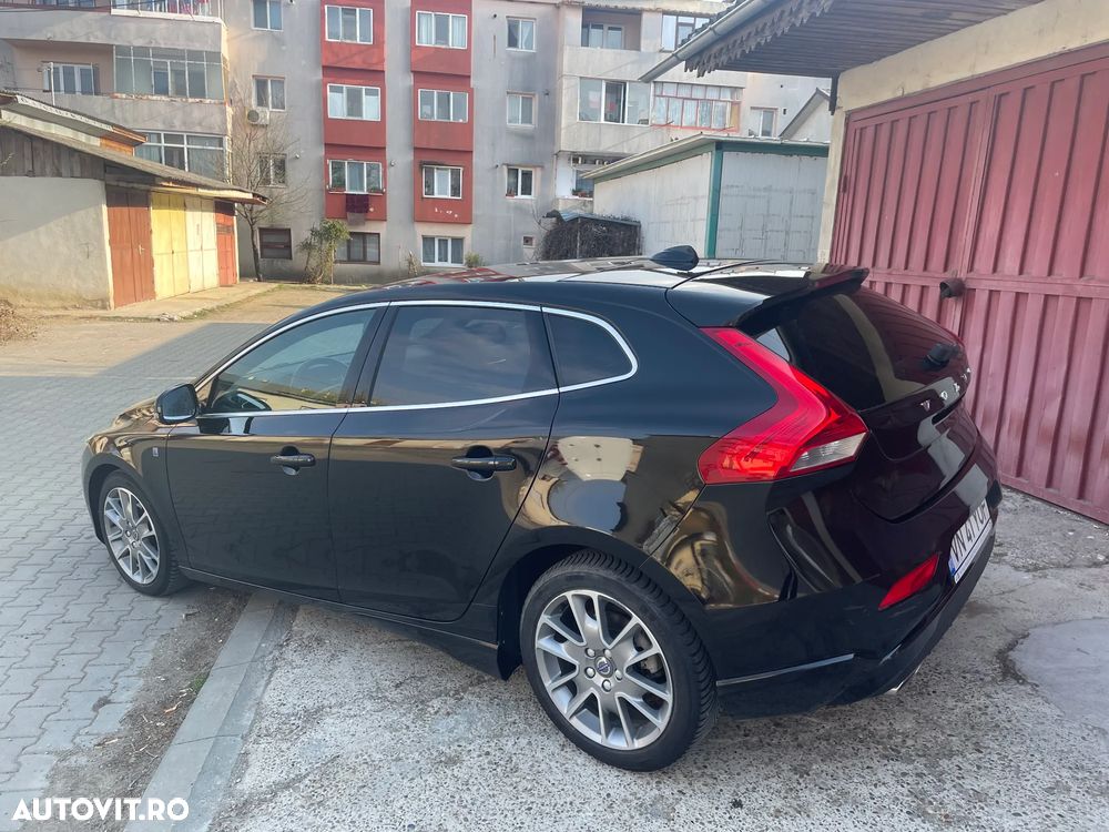 Volvo V40 D2 Ocean Race - 3