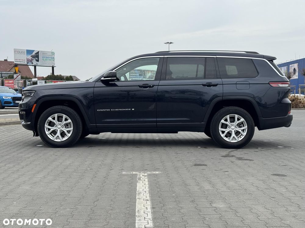 Jeep Grand Cherokee - 23