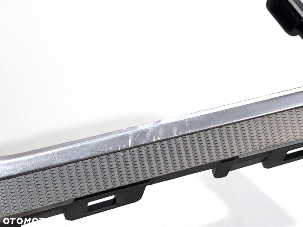 LISTWY DEKOR  MERCEDES-BENZ KLASA E (W212) 2009 - 2016 E 300 Hybrid / BlueTEC Hybrid (212.098) 150 - 8