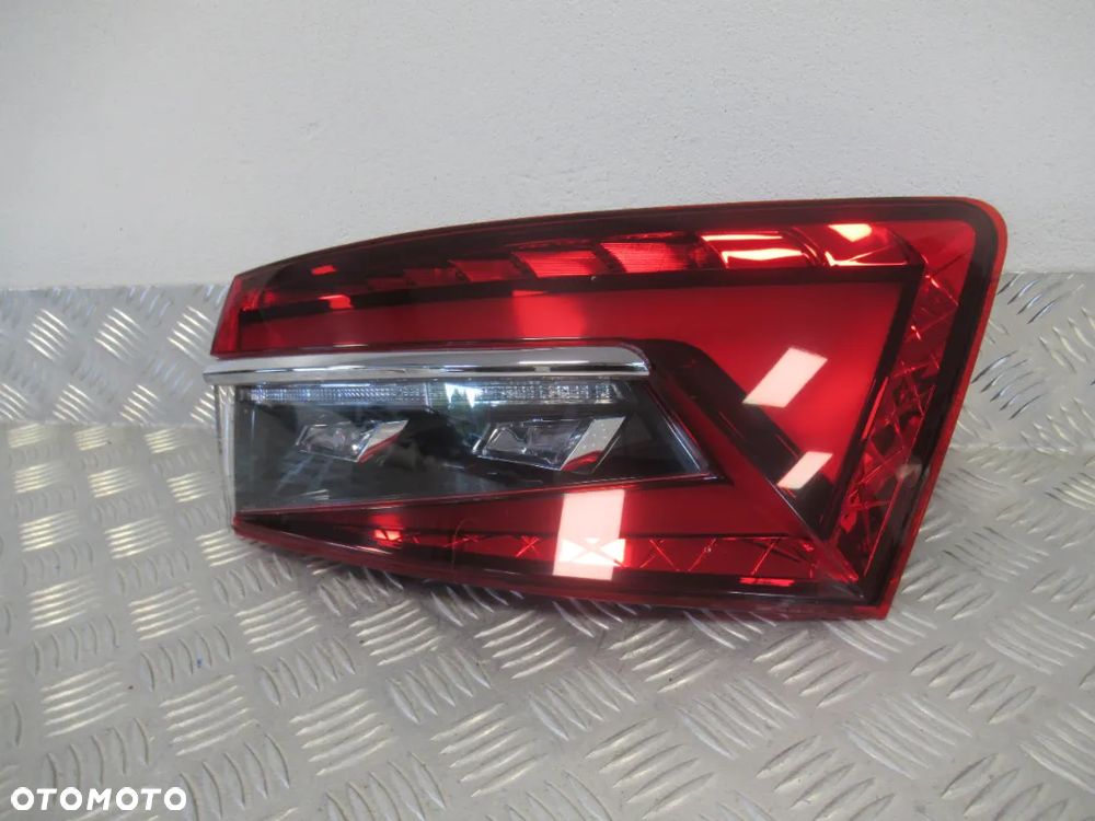 LAMPA TYŁ TYLNA PRAWA SKODA SUPERB III 3 LIFT KOMBI 3V9 2019- - 5