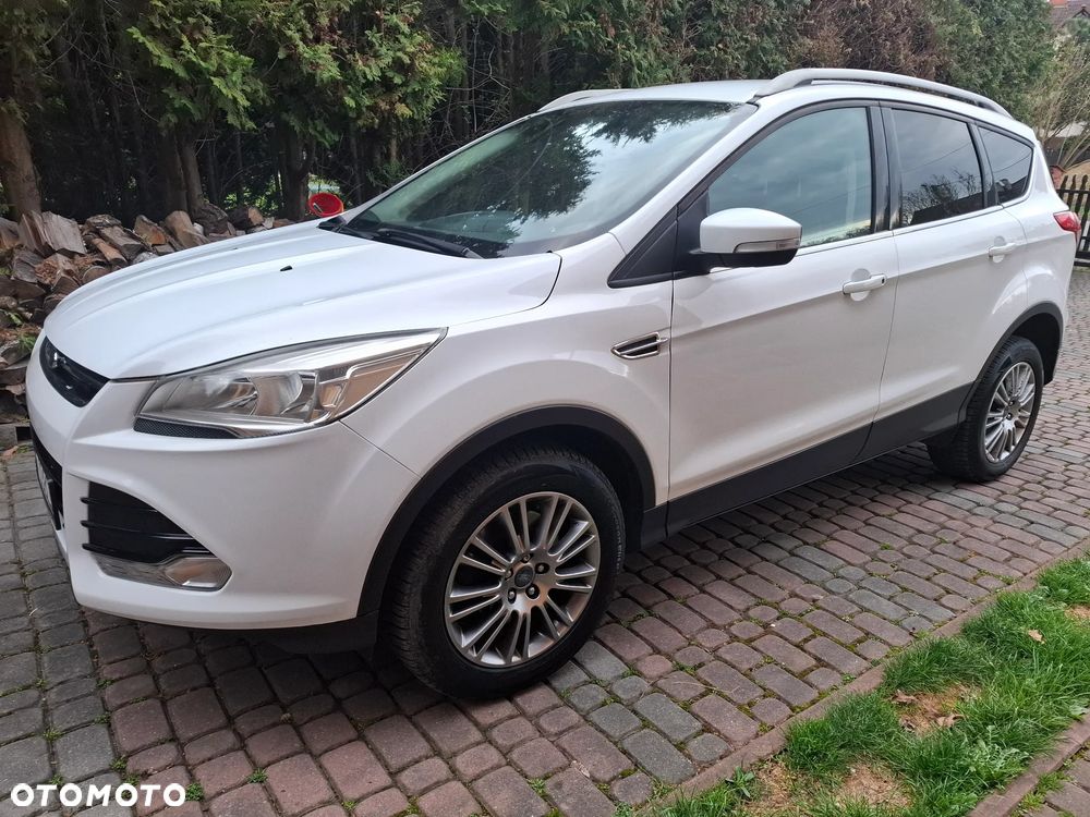Ford Kuga 2.0 TDCi 2x4 Titanium - 1