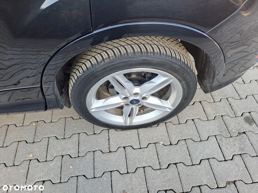 Ford Kuga 2.0 TDCi 4x4 Individual - 12