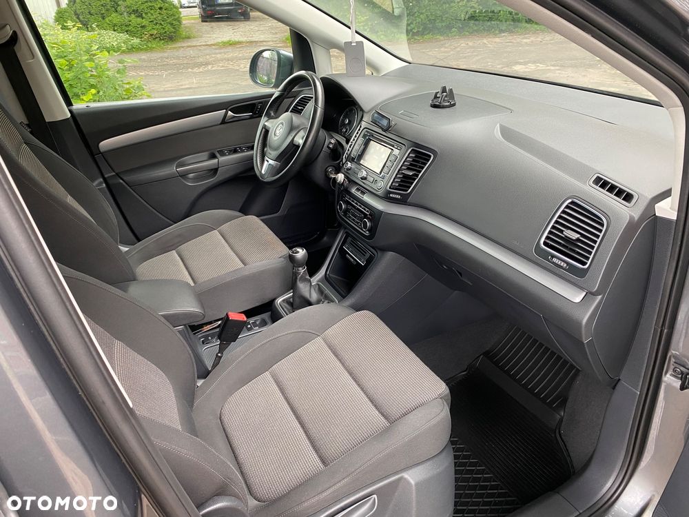 Volkswagen Sharan 2.0 TDI Comfortline - 24