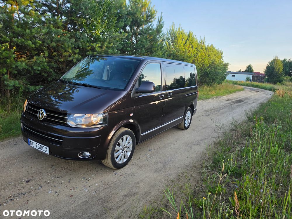 Volkswagen Multivan - 2