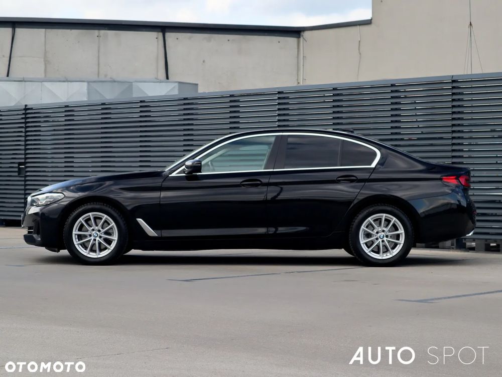 BMW Seria 5 518d mHEV - 2