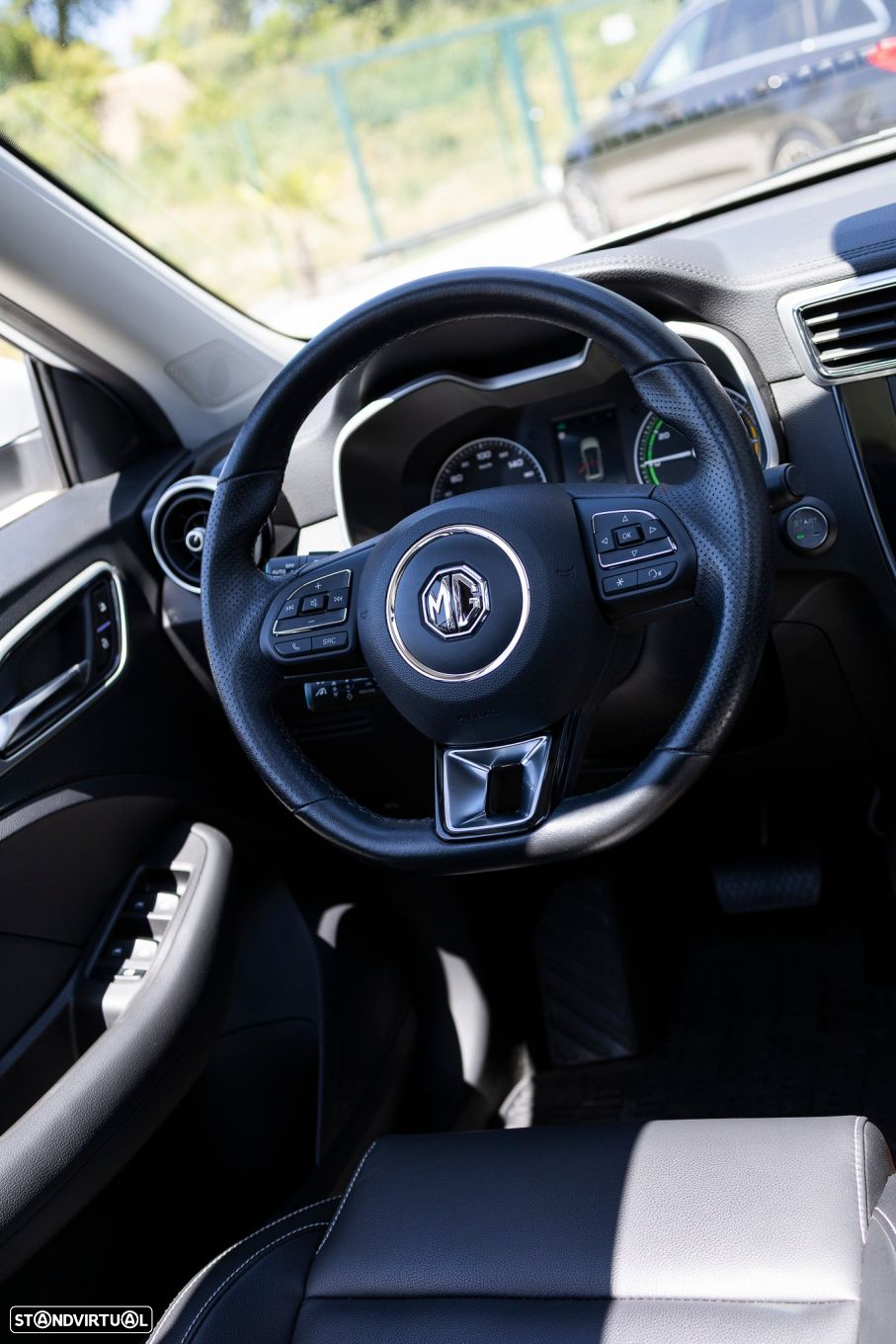MG ZS - 42