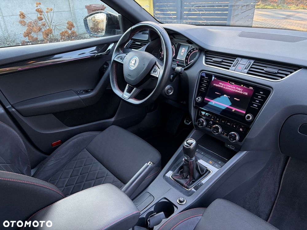 Skoda Octavia 2.0 TSI RS - 24