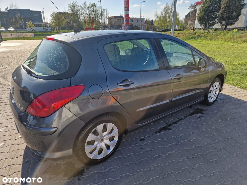 Peugeot 308 1.6 HDi Premium Plus - 1