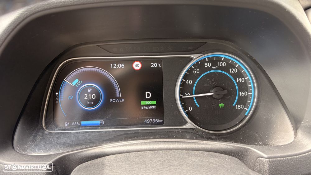 Nissan Leaf N-Connecta Two Tone - 7