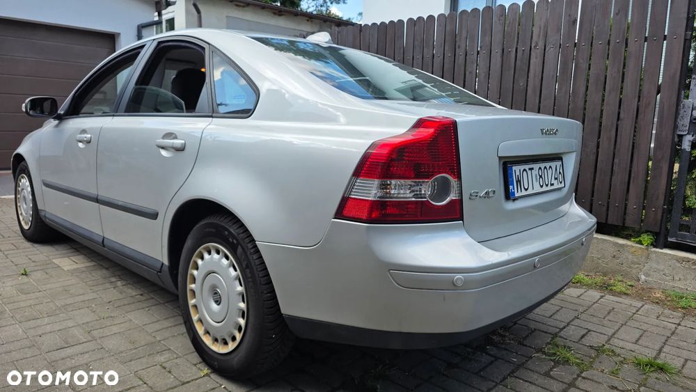 Volvo S40 1.8 - 6