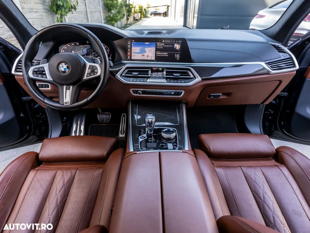 BMW X5 M M50i - 17