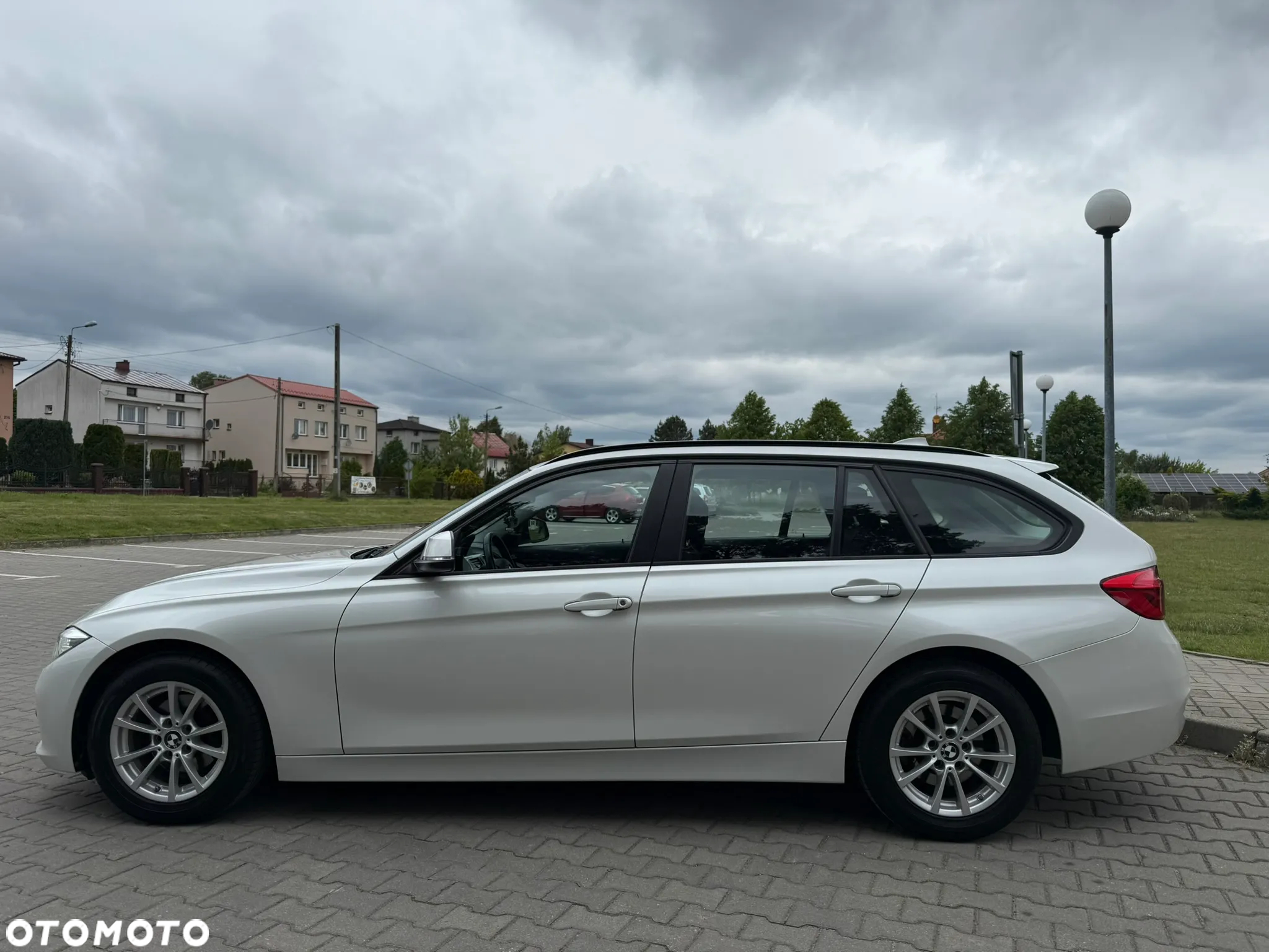BMW Seria 3 318d Sport Line Shadow - 20