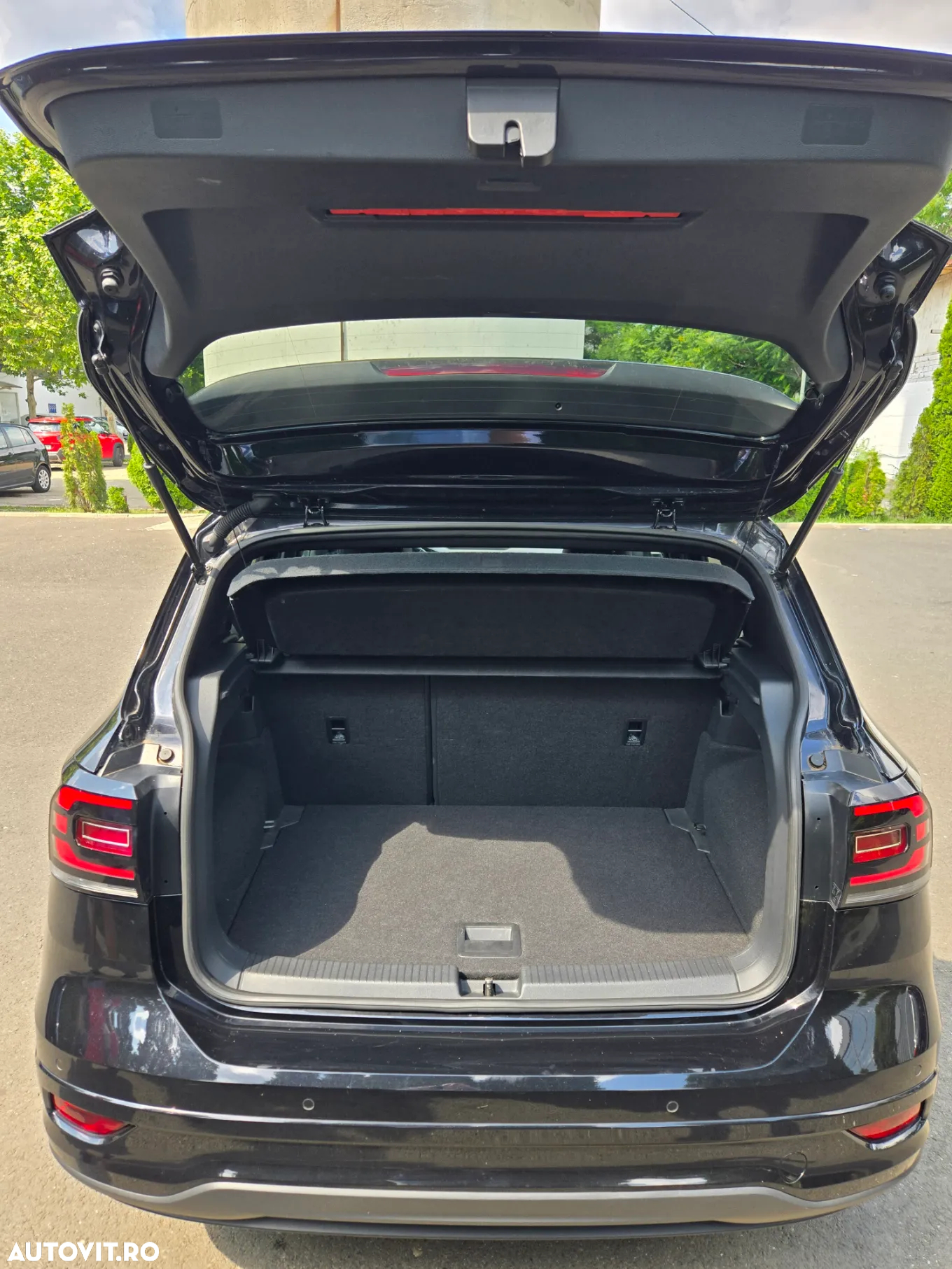 Volkswagen T-Cross 1.0 TSI DSG Style - 17