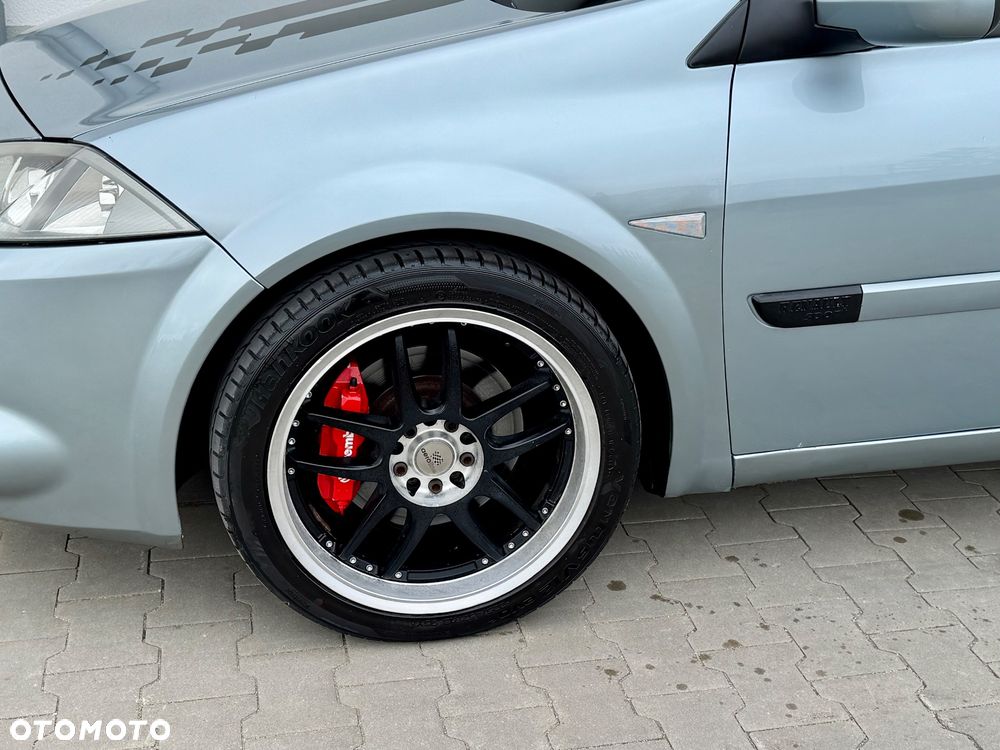 Renault Megane Sport - 13