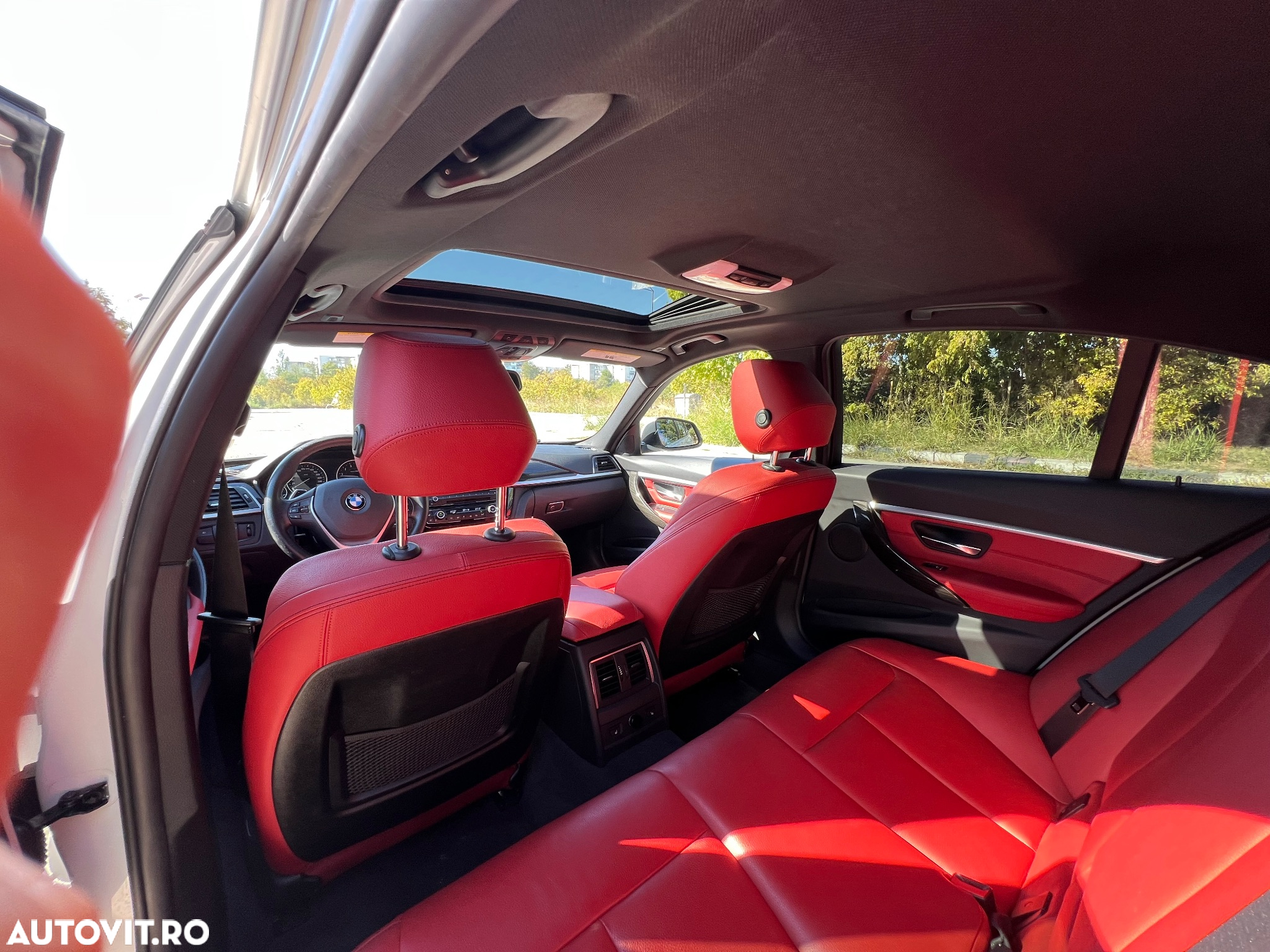 BMW Seria 3 330i Touring Aut. Sport Line - 14