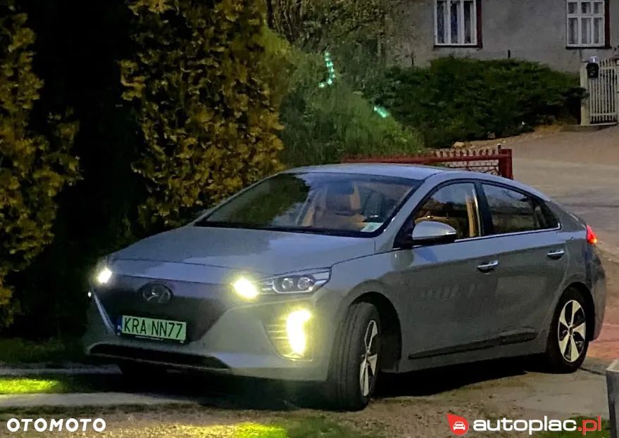 Hyundai IONIQ Electric Premium - 4