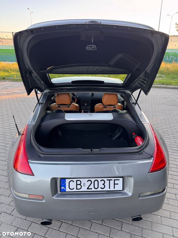 Nissan 350 Z - 11