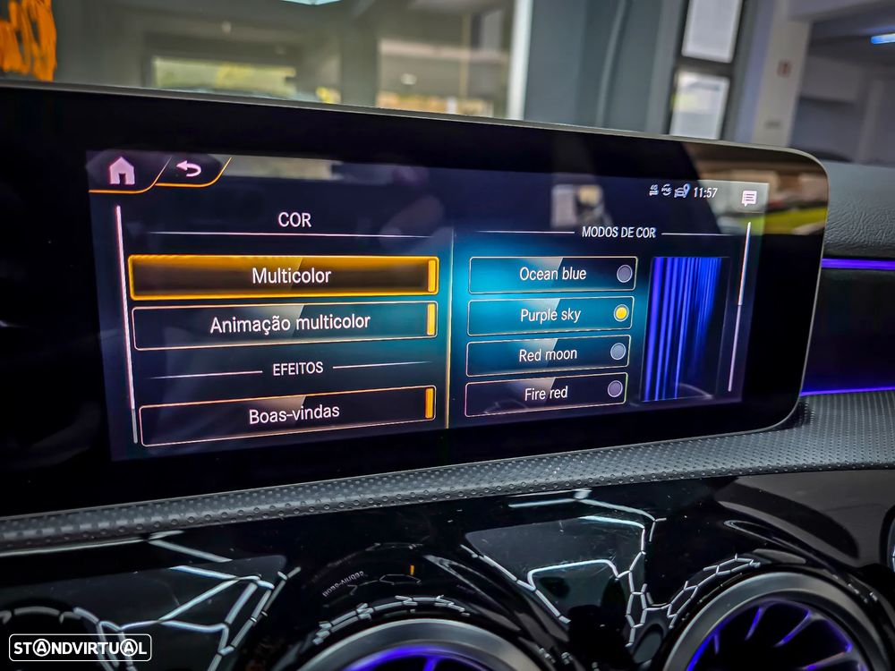 Mercedes-Benz A 180 Limousine d Business Solutions Aut. - 31