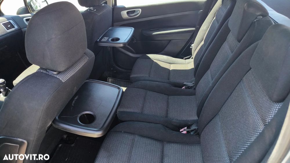 Peugeot 307 SW 1.6 HDI Starline - 11