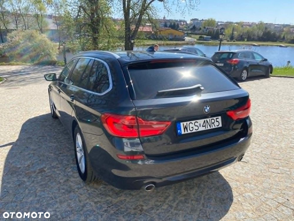 BMW Seria 5 520d Luxury Line - 16