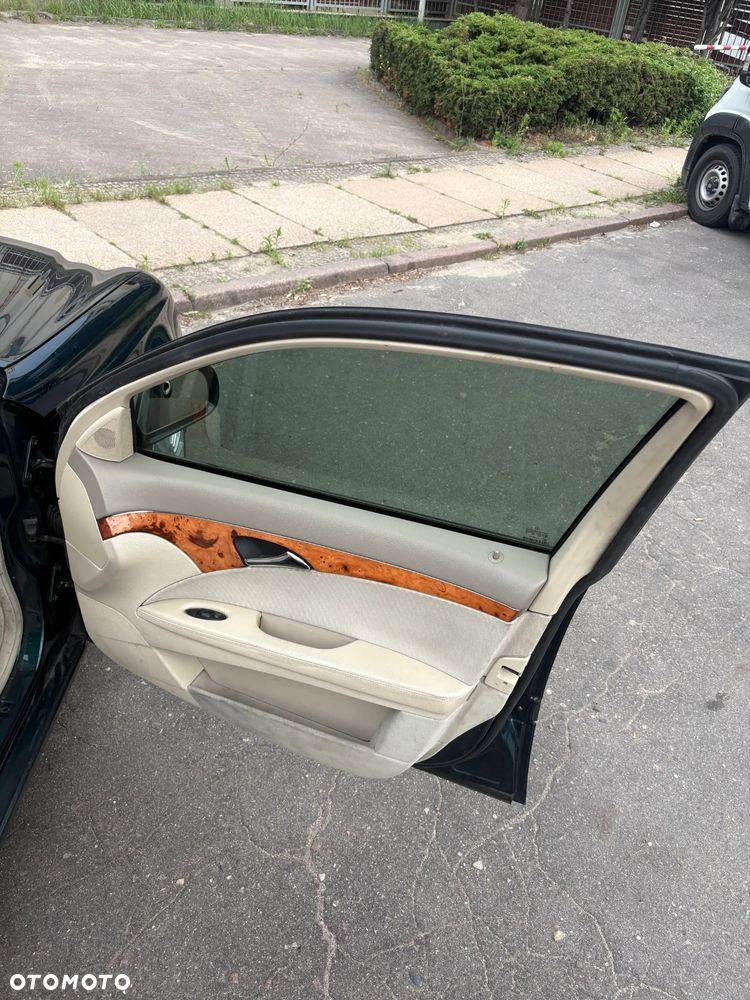 Mercedes-Benz Klasa E 280 Elegance - 33