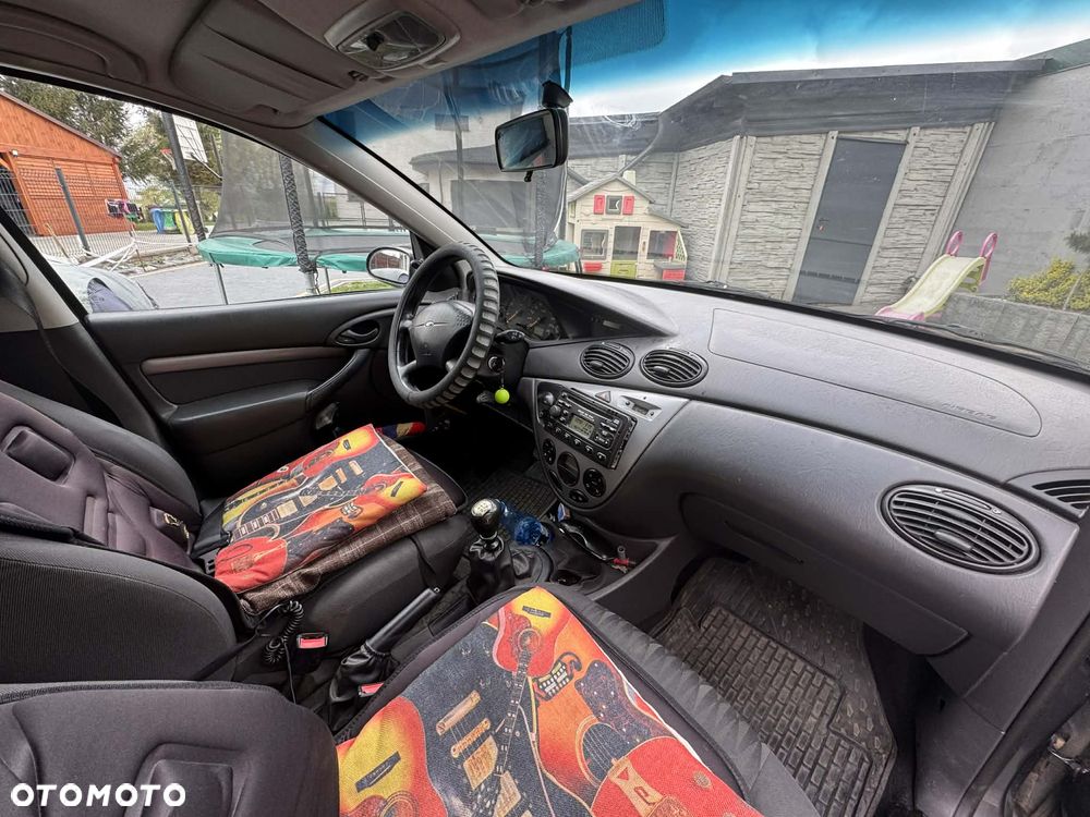 Ford Focus 1.8 TDCi FX - 11