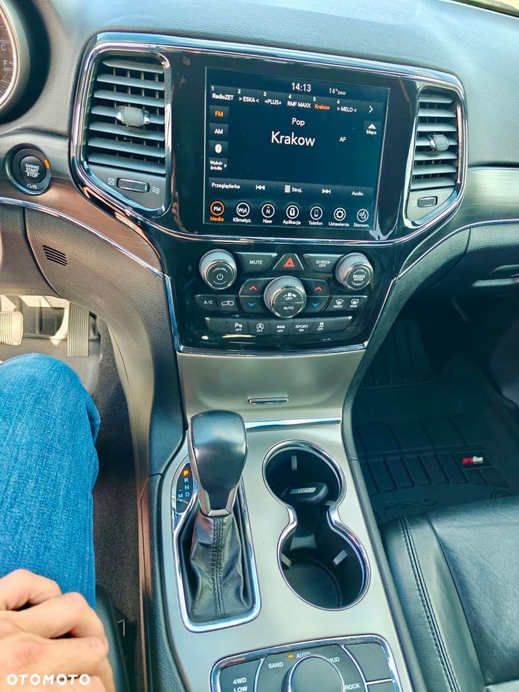 Jeep Grand Cherokee - 13
