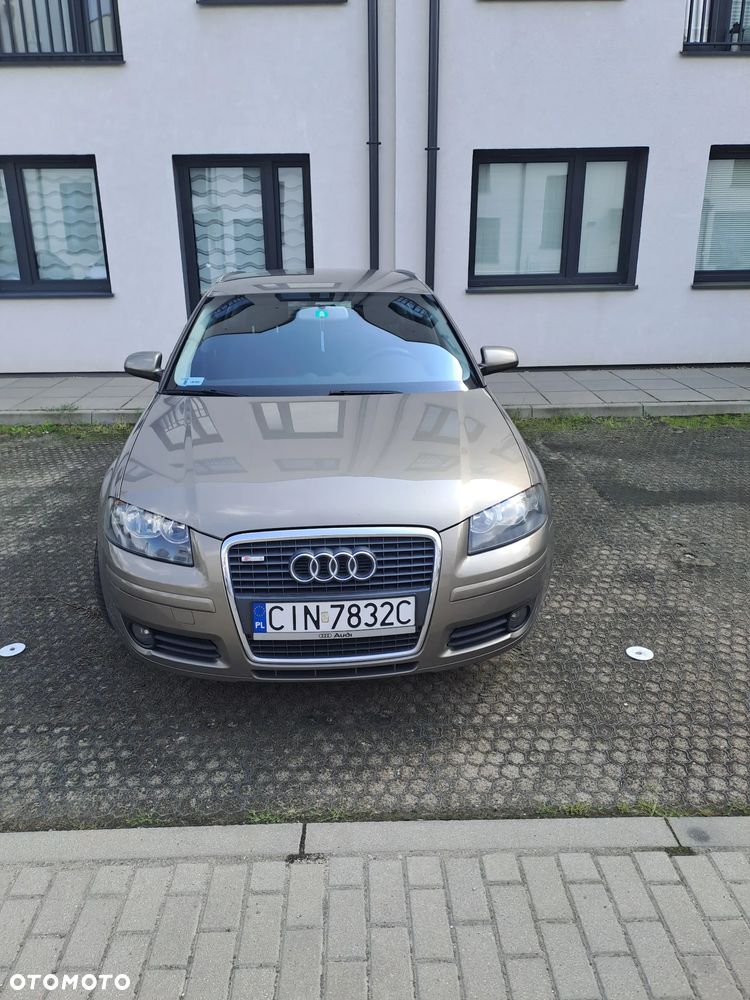 Audi A3 Sportback 1.6 FSI Ambiente - 30