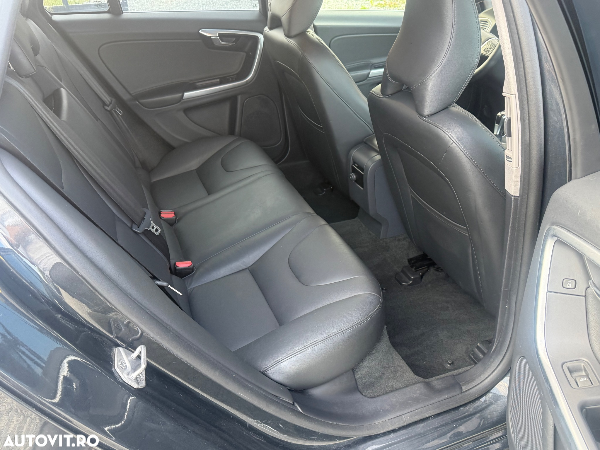 Volvo V60 D2 Start-Stop Momentum - 16