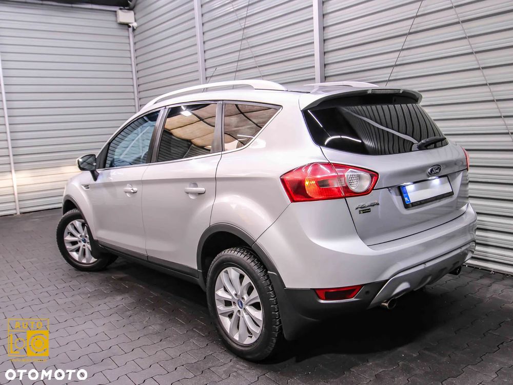 Ford Kuga 2.0 TDCi 4x4 Titanium - 3
