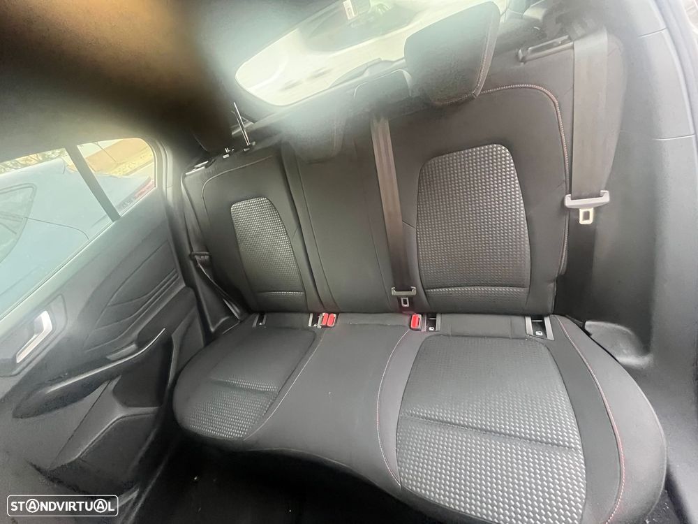 Ford Focus 1.0 EcoBoost ST-Line - 8