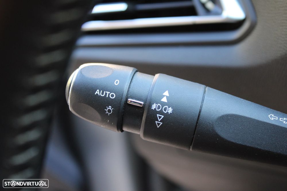 Peugeot 308 PureTech 130 EAT6 Stop & Start Allure - 12