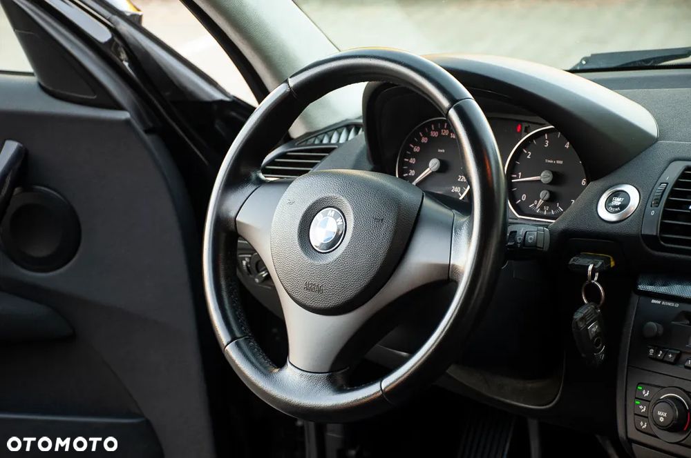 BMW Seria 1 - 26