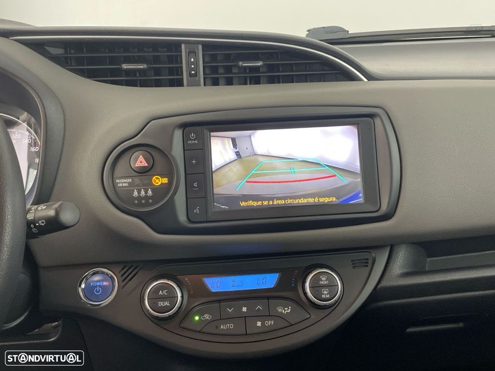 Toyota Yaris 1.5 HSD Active - 15