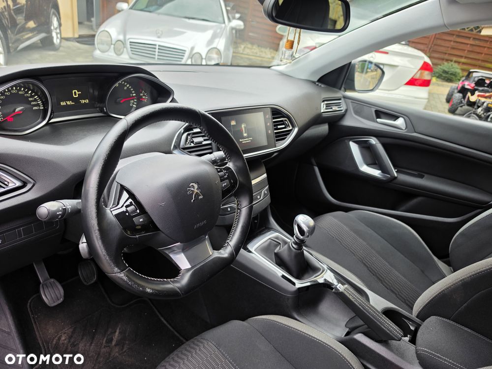 Peugeot 308 BlueHDi 120 Stop & Start Style - 16