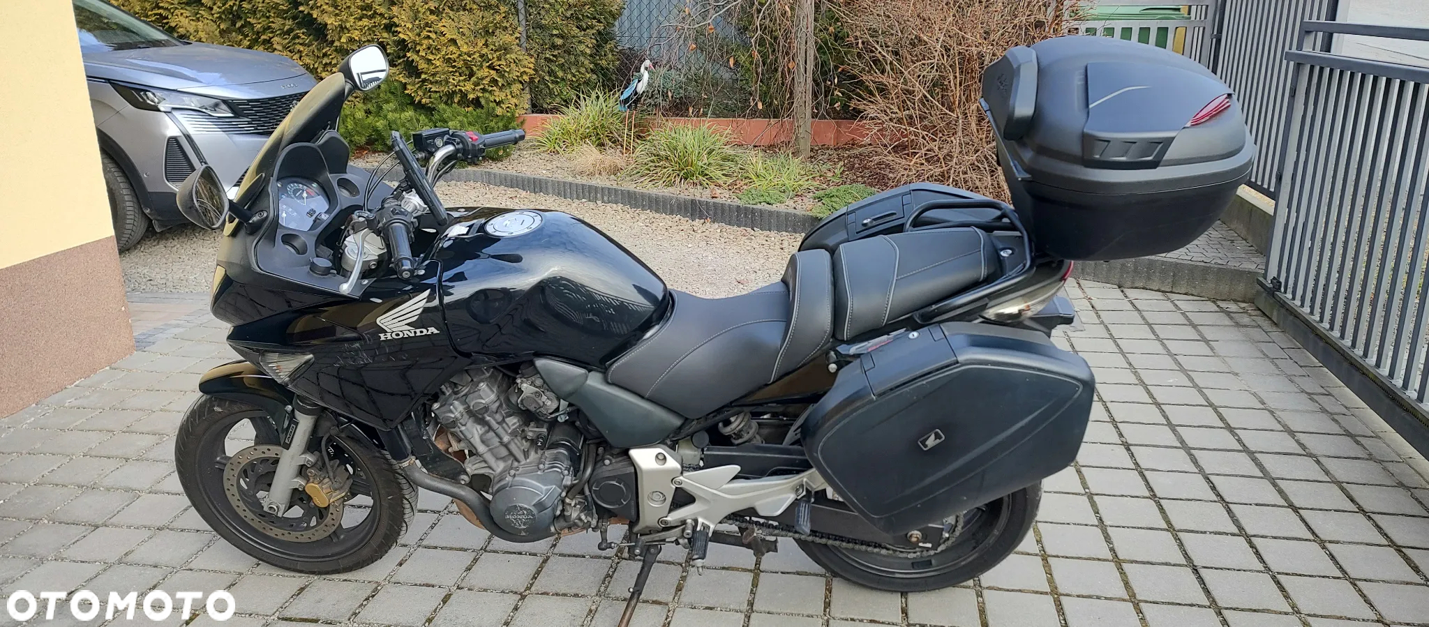 Honda CBF - 12