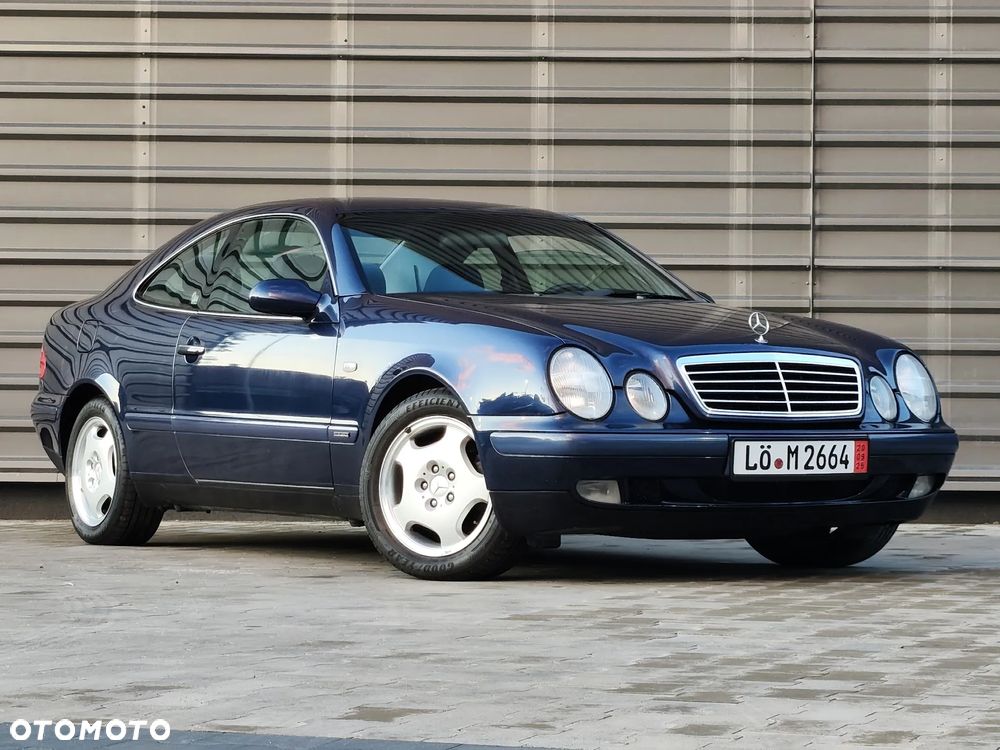 Mercedes-Benz CLK - 11