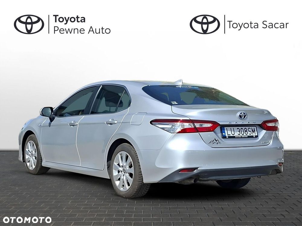 Toyota Camry 2.5 Hybrid Comfort CVT - 6
