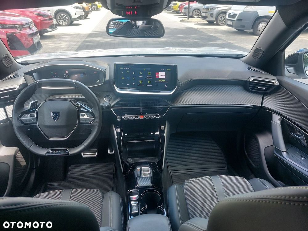 Peugeot 2008 - 13