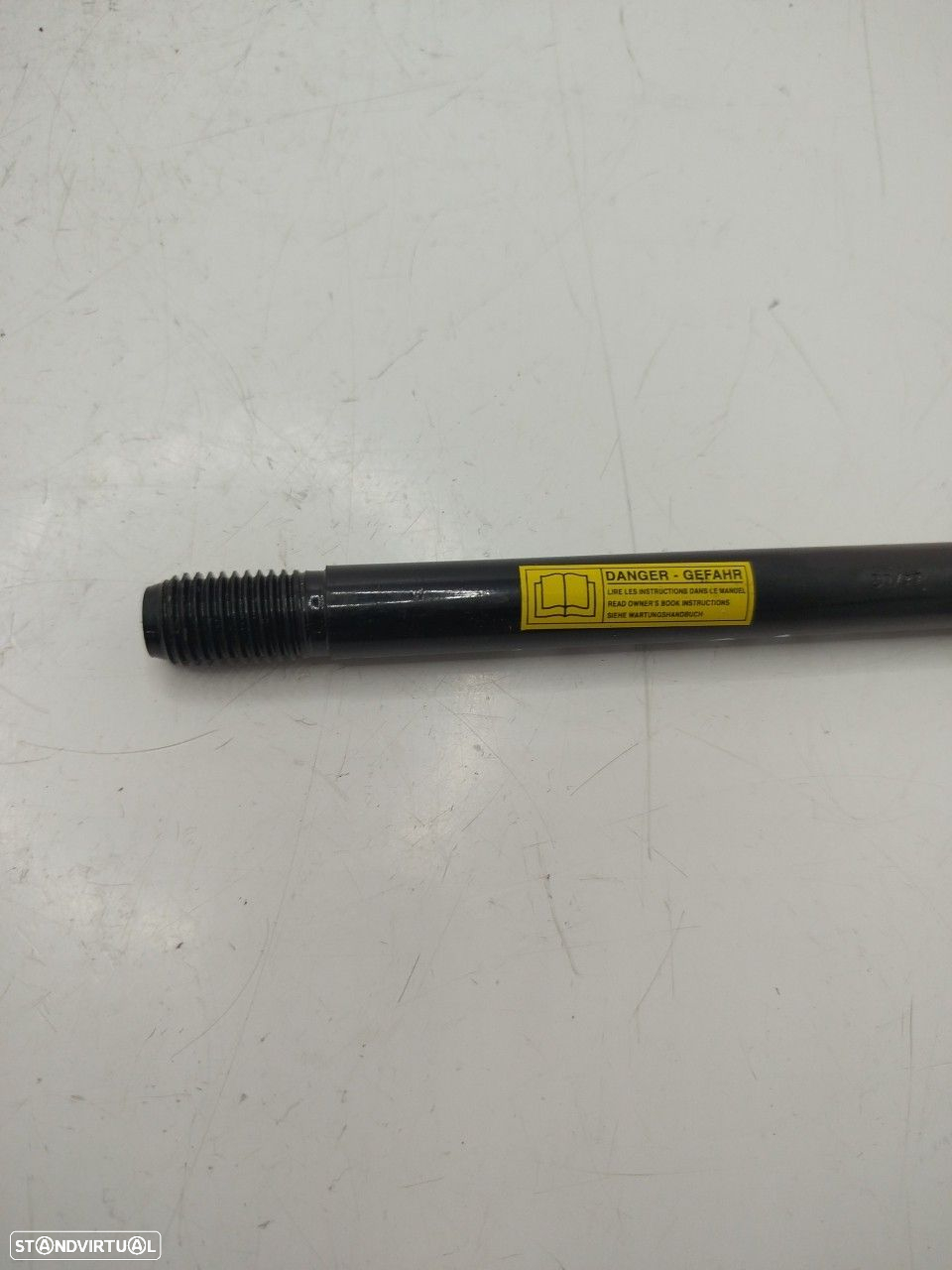 Gancho Reboque Dianteiro Renault Clio Ii (Bb0/1/2_, Cb0/1/2_) - 2