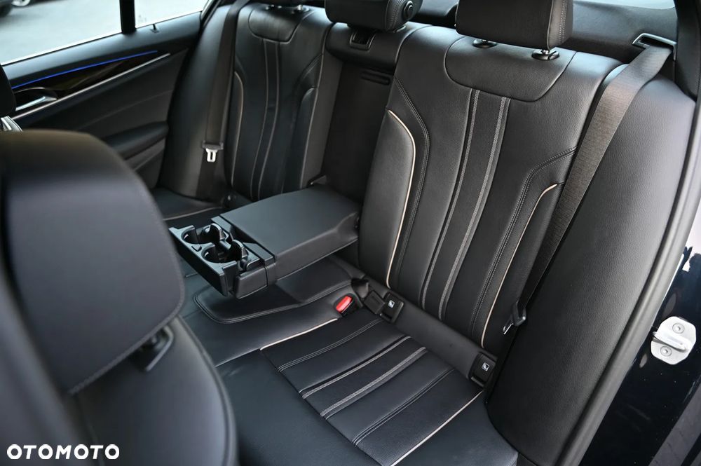 BMW Seria 5 - 28