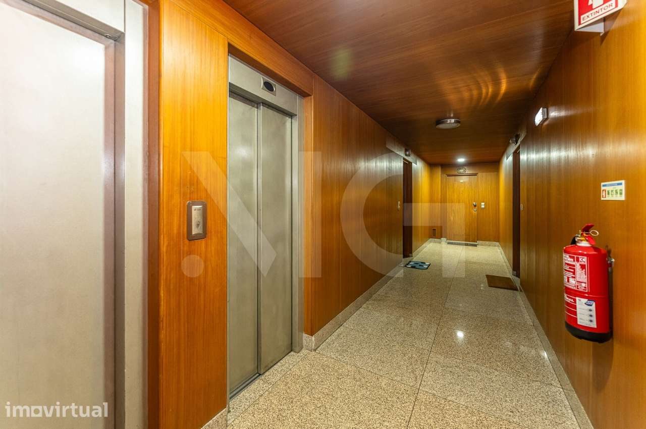T3 Centro Matosinhos,Condomínio fechado,com varandas, garagem,arrumos - Grande imagem: 4/60