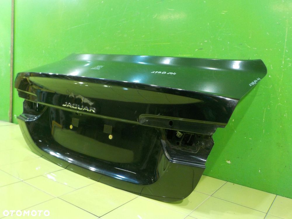JAGUAR XE 2.0 D 17r SEDAN 4D klapa tyl - 4