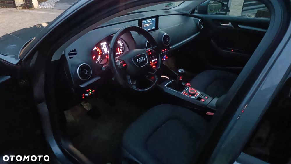 Audi A3 Sportback - 9