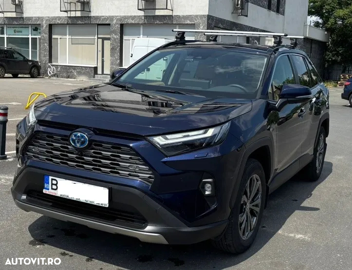 Toyota RAV4 - 3