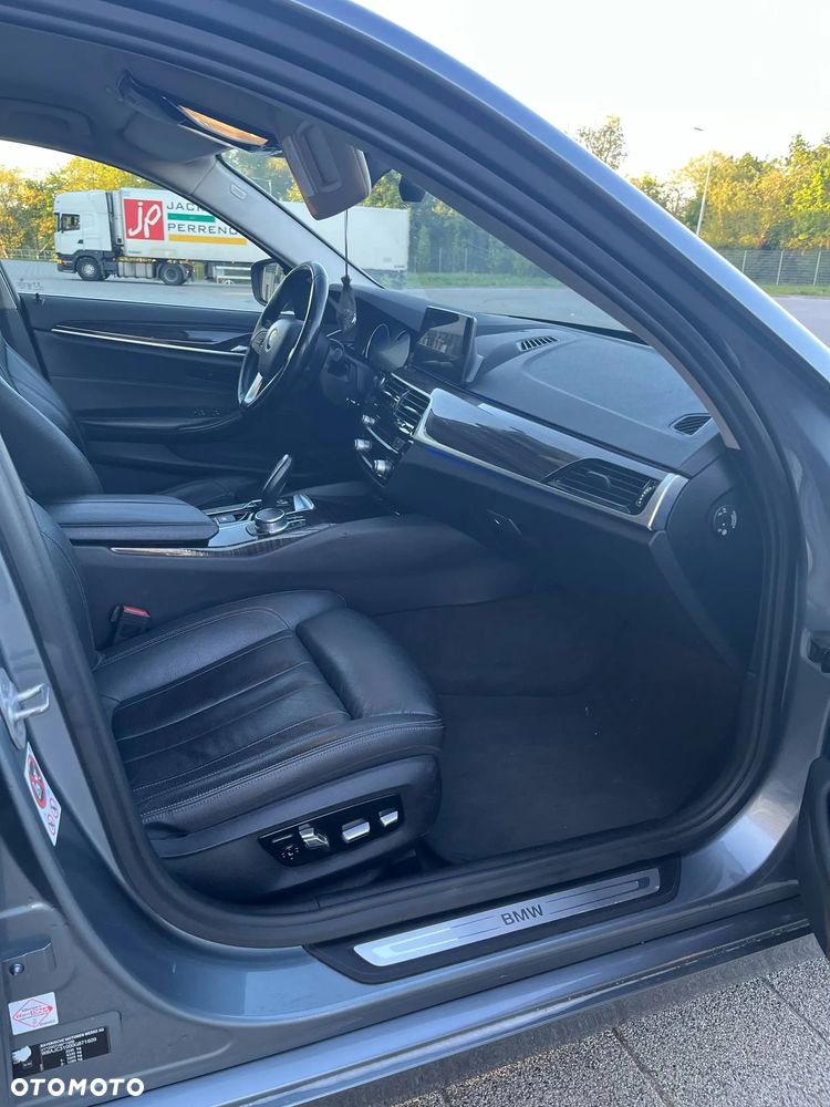 BMW Seria 5 520d - 16