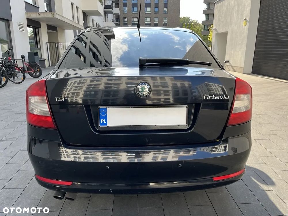 Skoda Octavia 1.4 TSI Elegance DSG - 5