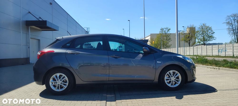 Hyundai i30 1.4 Comfort - 4