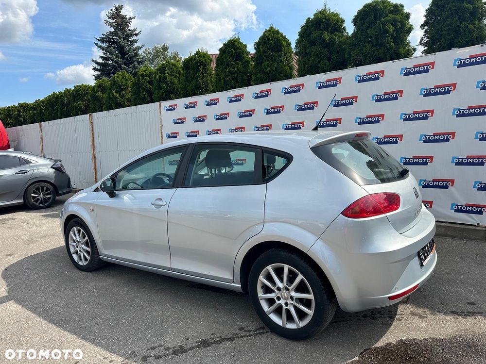 Seat Leon 1.6 TDI DPF Ecomotive Reference Copa - 2