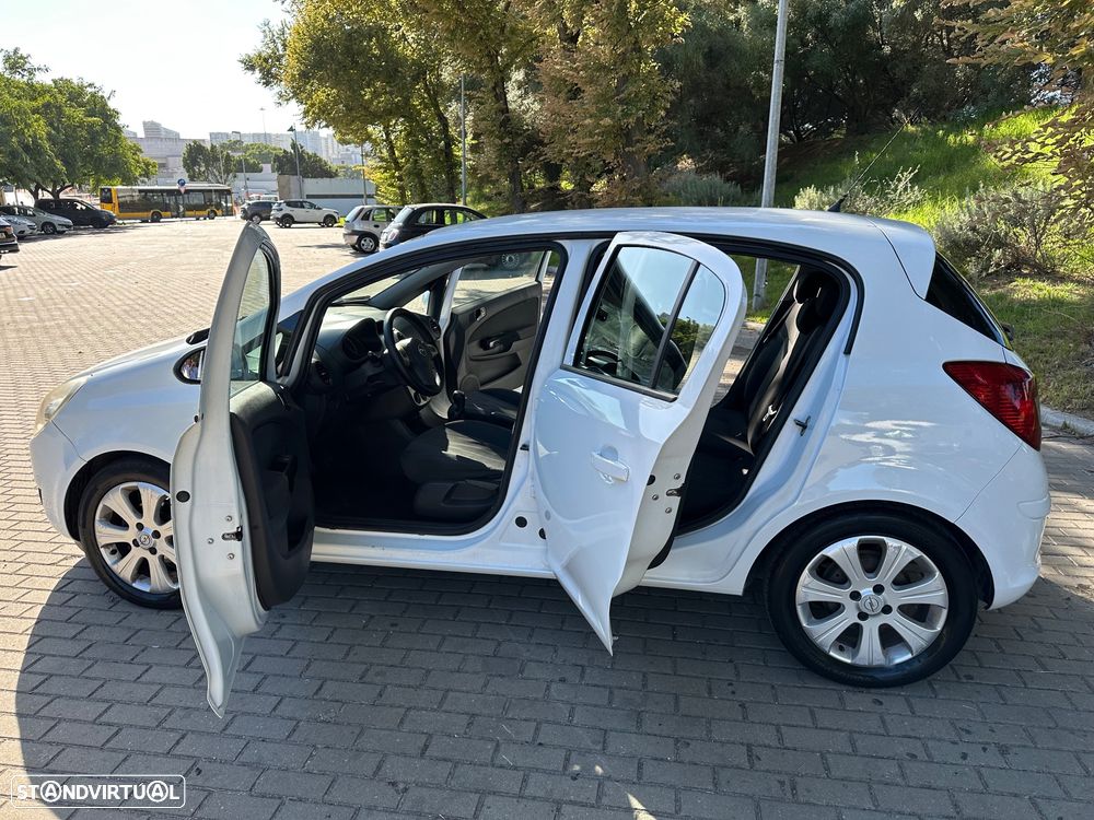 Opel Corsa 1.3 CDTI Enjoy EcoFLEX - 14